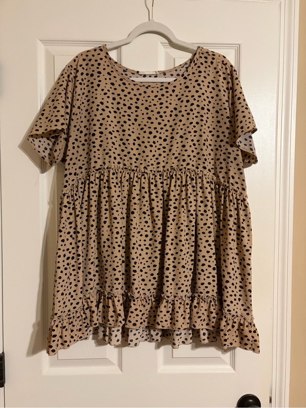 entro Tan and Black Polka Dot Ruffle Blouse